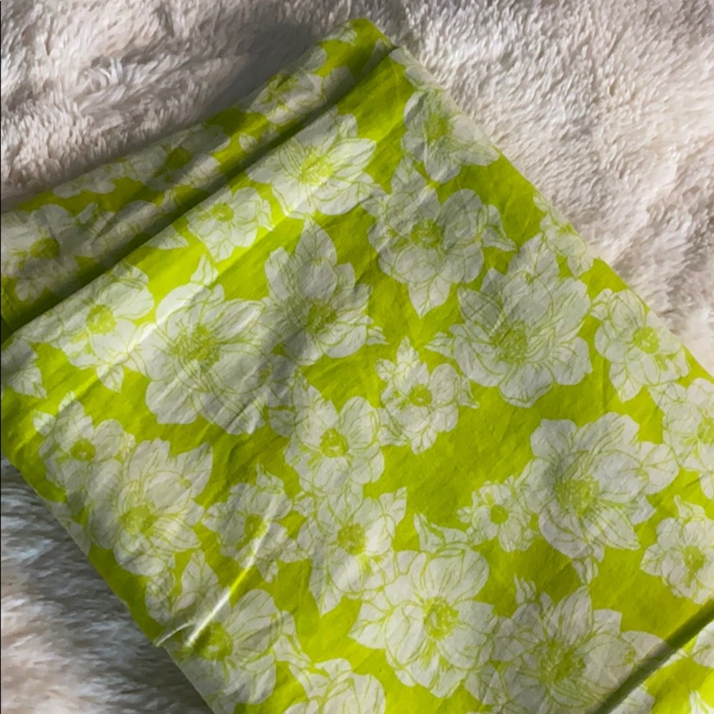 Perfect condition Acacia neon Mongolia pareo